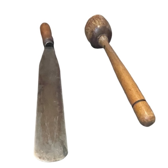 Vintage Kitchen Tall Primitive Farmhouse Decor Solid Wood Narrow Handle Utensils - Picture 5 of 14